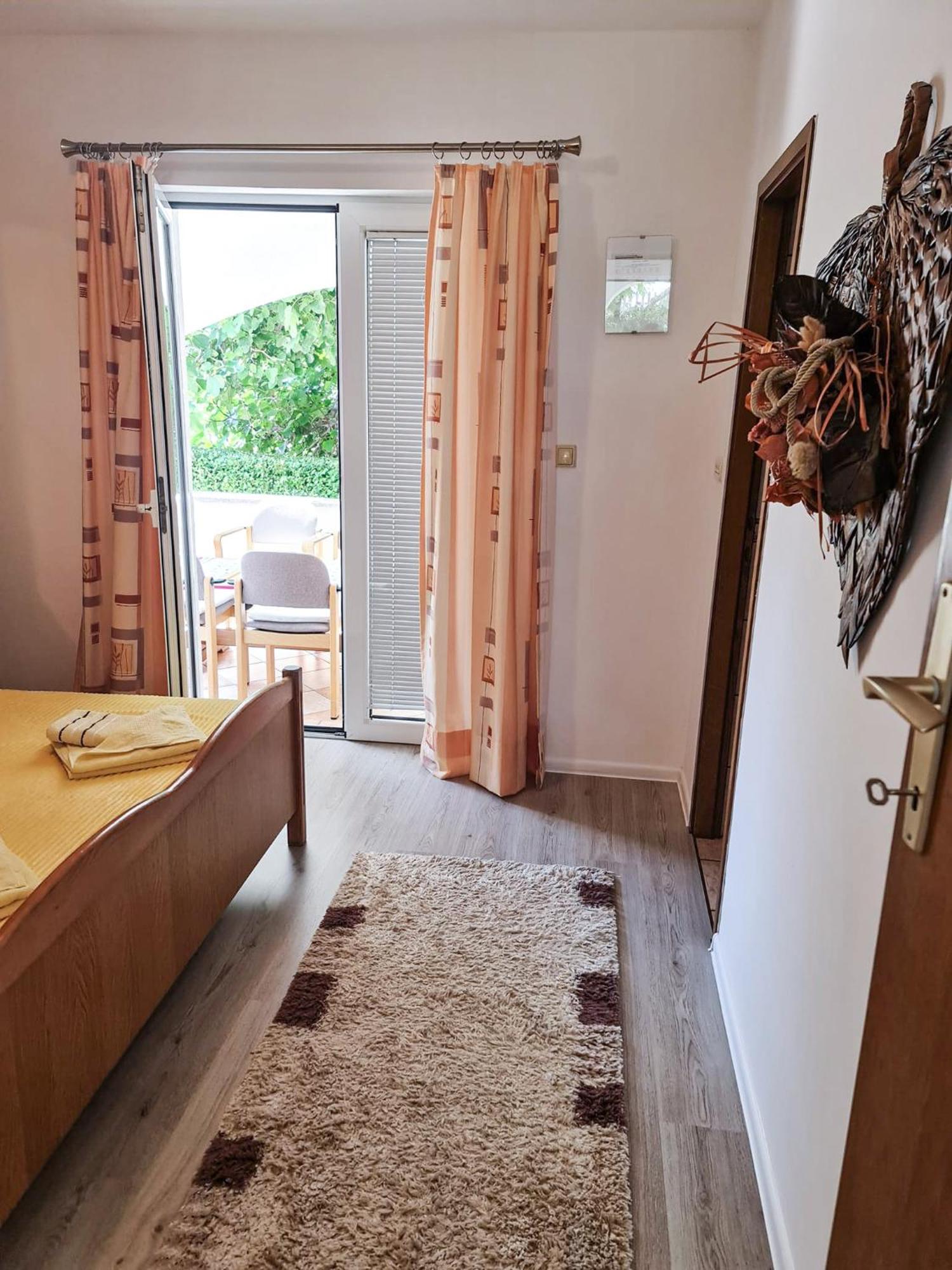 Apartments Benkovic Baška Екстериор снимка
